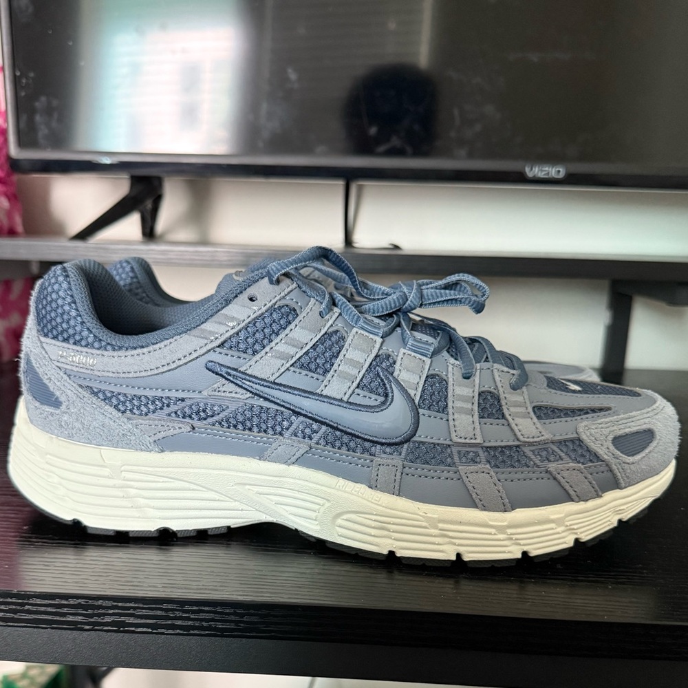 Nike Blue and Gray Sneakers - Picture 3 of 3